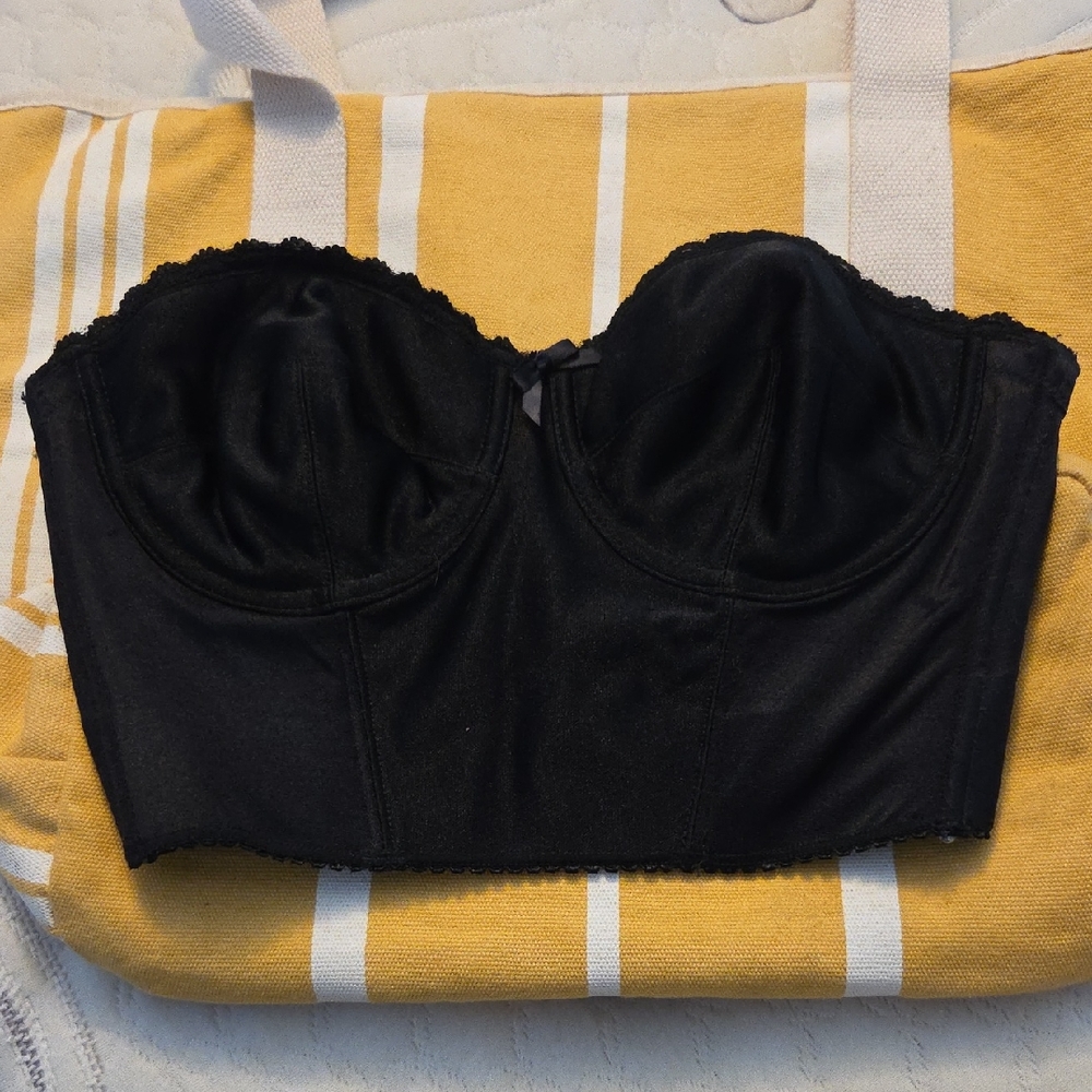 Vogue Black Strapless Wired Bra